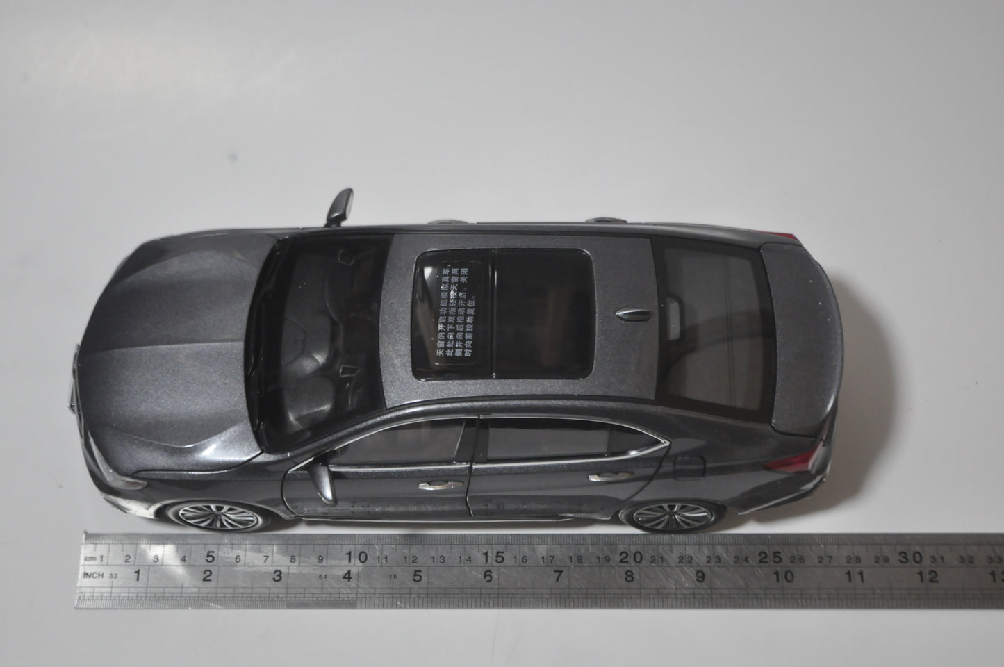 Acura TLX.L 2019 Diecast model car in Grey 1/18 Scale