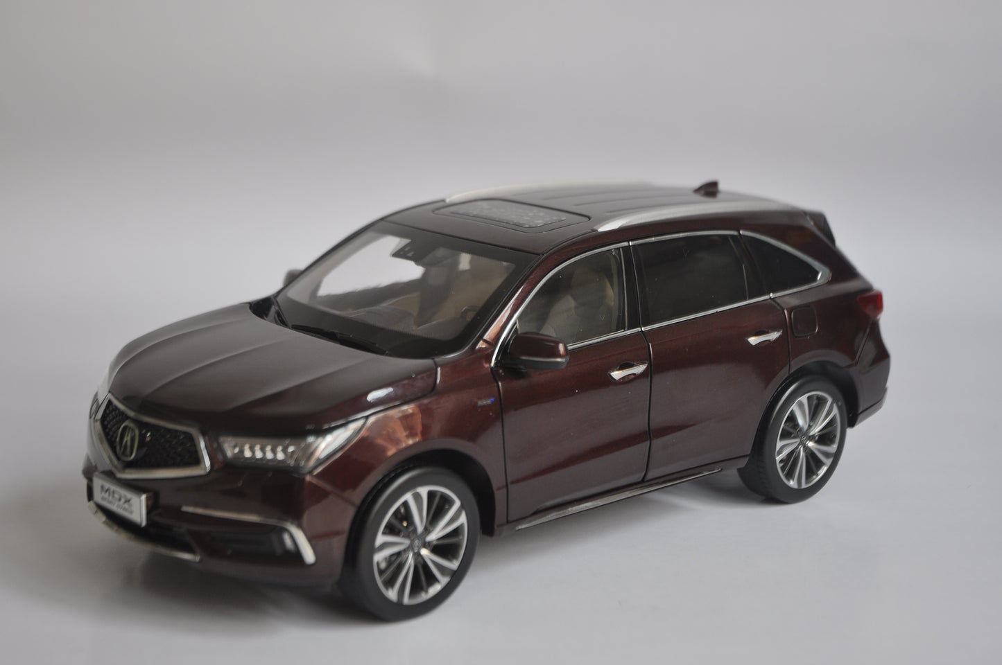 Acura MDX 2019 SUV Diecast model in Red 1/18 Scale