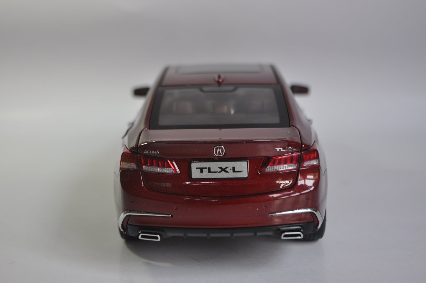 Acura TLX.L 2019 Diecast model car in Red 1/18 Scale