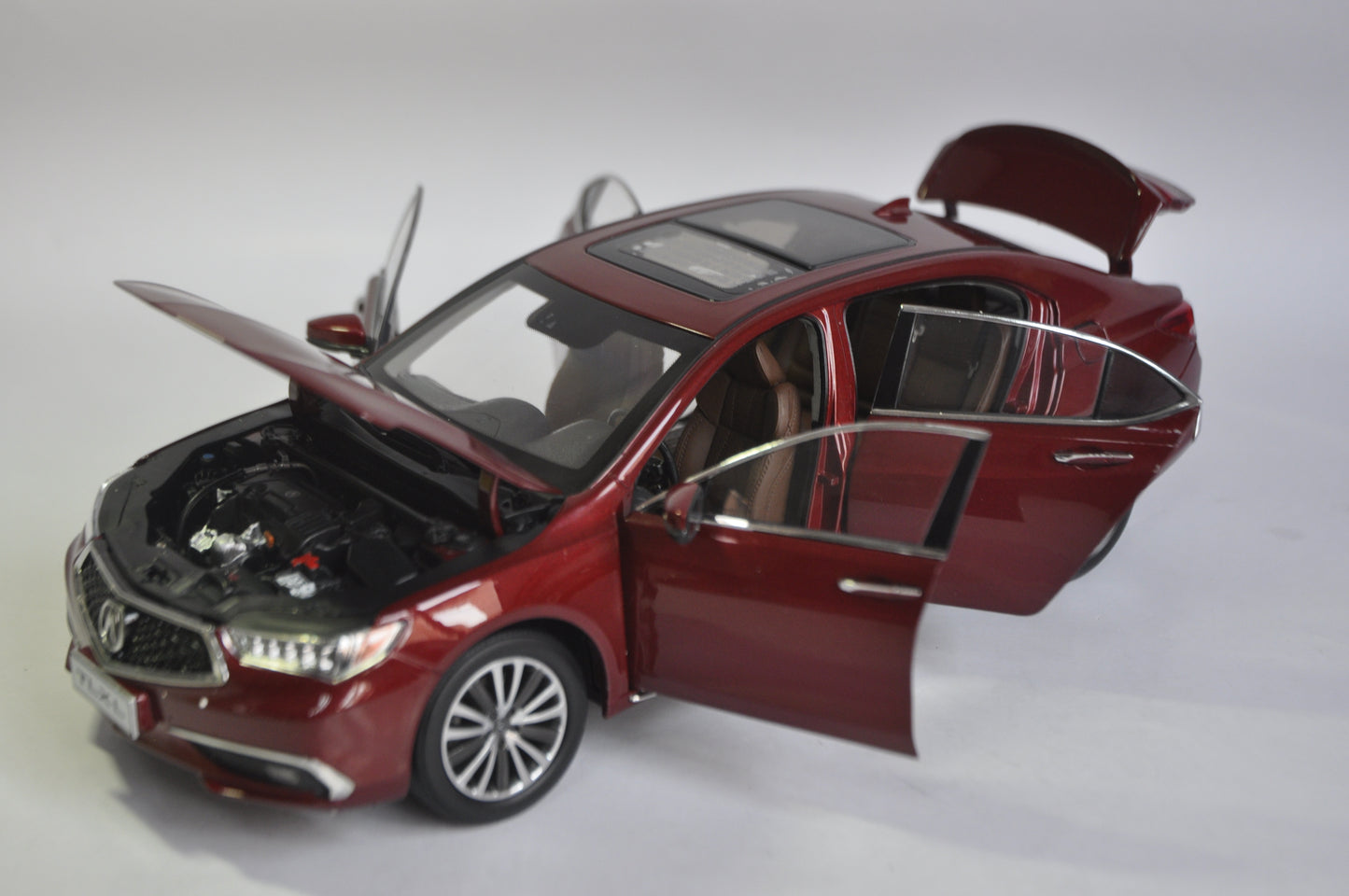 Acura TLX.L 2019 Diecast model car in Red 1/18 Scale