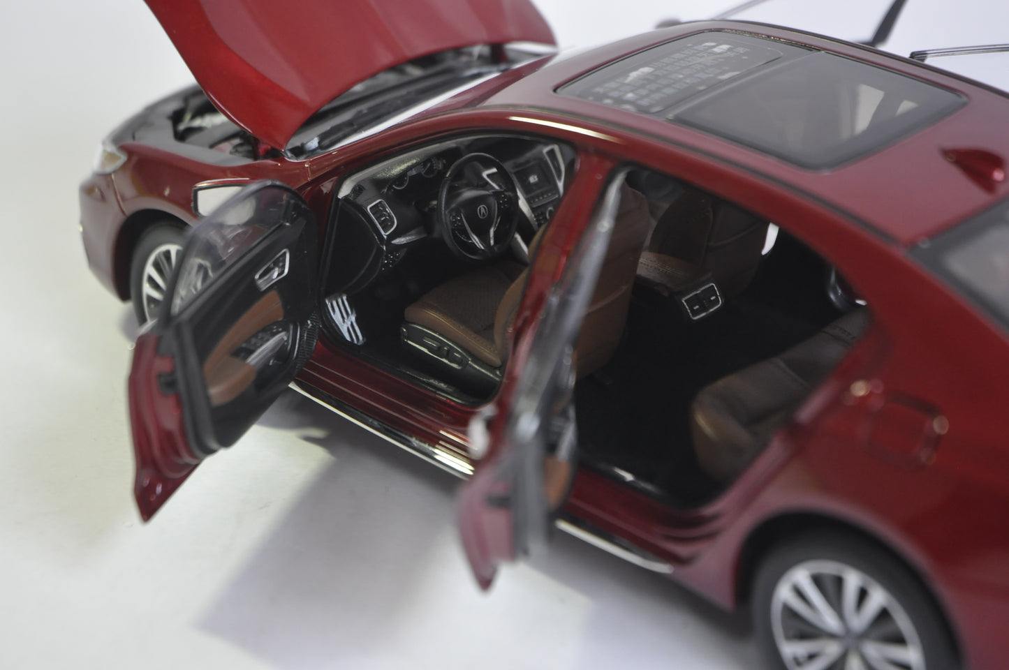 Acura TLX.L 2019 Diecast model car in Red 1/18 Scale